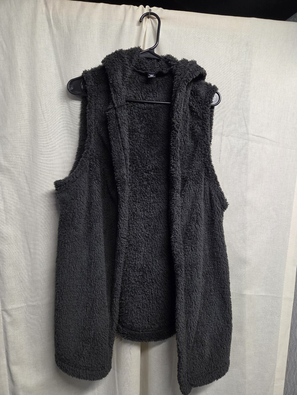Black Faux Sherpa Hooded Sleeveless Vest